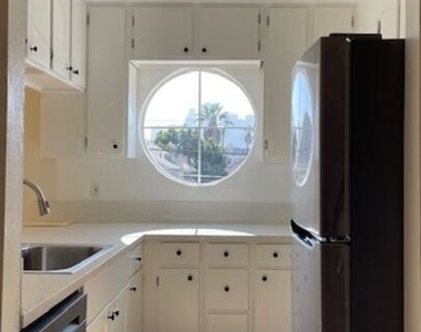 1212 Arapahoe Street - Photo Thumbnail 19