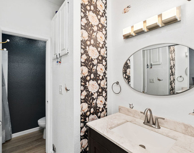1440 Veteran Avenue - Photo Thumbnail 23