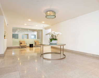 1440 Veteran Avenue - Photo Thumbnail 47