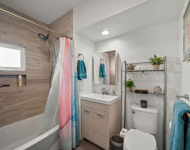 2227 Alsace Avenue - Photo Thumbnail 17