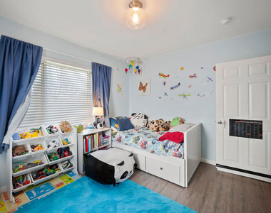2227 Alsace Avenue - Photo Thumbnail 19