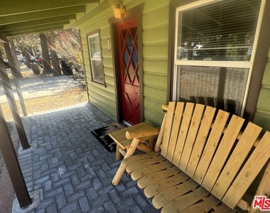 208 E Mountain View Boulevard - Photo Thumbnail 1