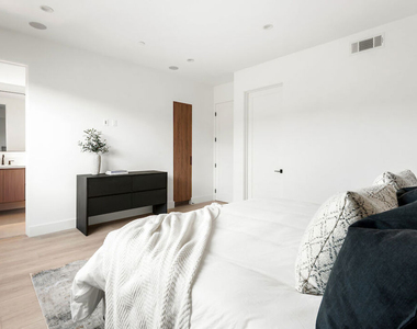 1539 1/2 Hi Point St - Photo Thumbnail 14