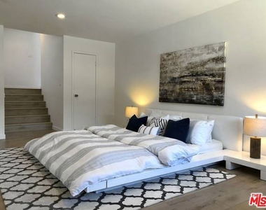 2211 Griffith Park - Photo Thumbnail 13