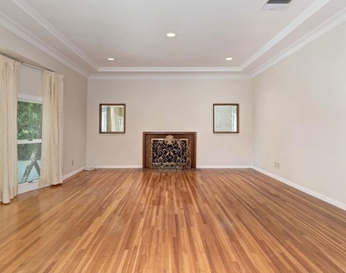 10574 Ashton Avenue - Photo Thumbnail 3