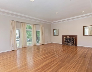 10574 Ashton Avenue - Photo Thumbnail 4