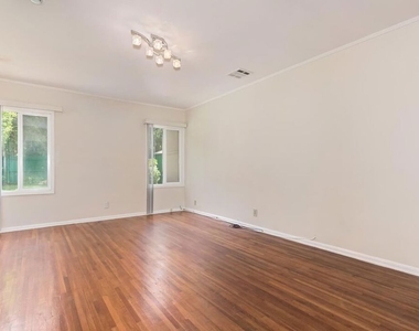 10574 Ashton Avenue - Photo Thumbnail 22