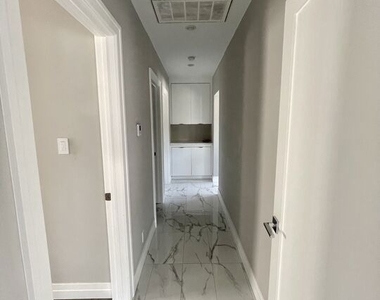 842 S Wooster Street - Photo Thumbnail 10