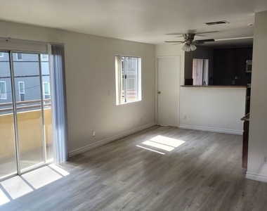 1200 S Shenandoah Street - Photo Thumbnail 1