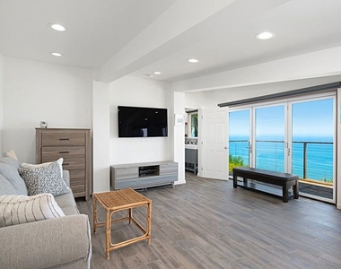32614 Pacific Coast Highway - Photo Thumbnail 6