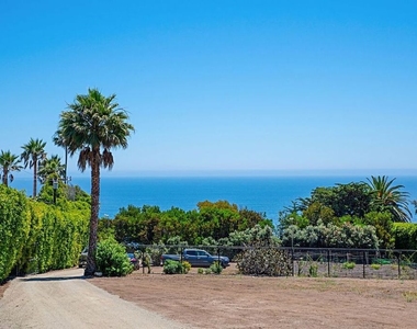 32614 Pacific Coast Highway - Photo Thumbnail 1