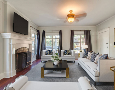 1777 N Gower Street - Photo Thumbnail 2