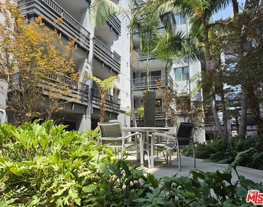 629 Traction Avenue - Photo Thumbnail 8
