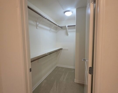 629 Traction Avenue - Photo Thumbnail 23