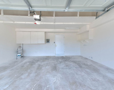 13810 Funston Avenue - Photo Thumbnail 21