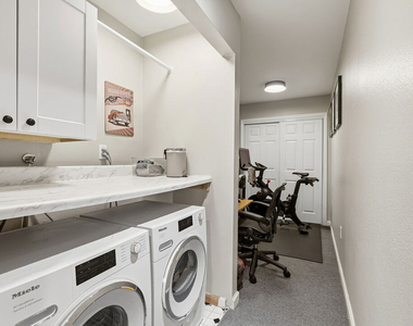 4314 Glencoe Avenue - Photo Thumbnail 29