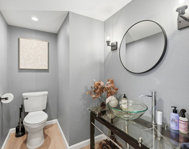 4314 Glencoe Avenue - Photo Thumbnail 13