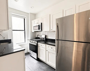 405 West 45th Street - Photo Thumbnail 2