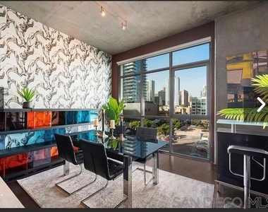 527 10th Ave - Photo Thumbnail 1