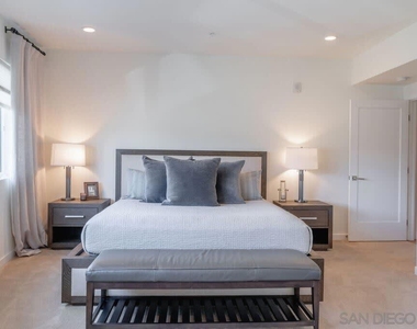 6767 Neptune Pl - Photo Thumbnail 11