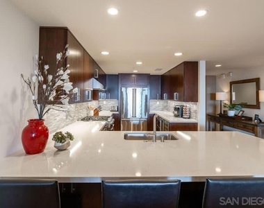 6767 Neptune Pl - Photo Thumbnail 19