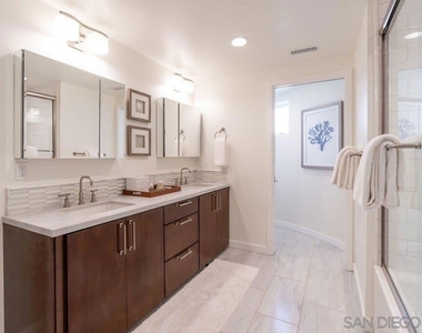 6767 Neptune Pl - Photo Thumbnail 7