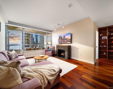 700 W E St - Photo Thumbnail 6