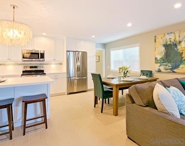 337 Rosemont St - Photo Thumbnail 6