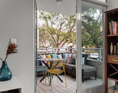 850 Beech - Photo Thumbnail 15