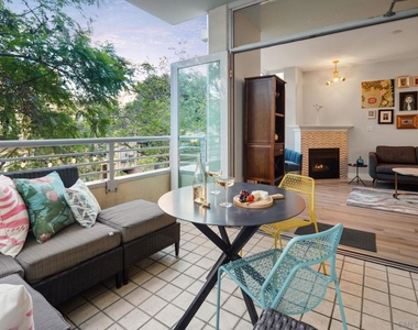 850 Beech - Photo Thumbnail 13