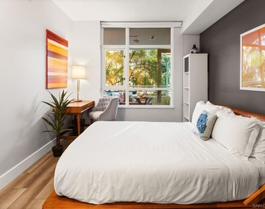 850 Beech - Photo Thumbnail 28