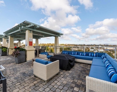 850 Beech - Photo Thumbnail 38