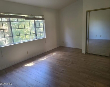 1029 Amberton Lane - Photo Thumbnail 23