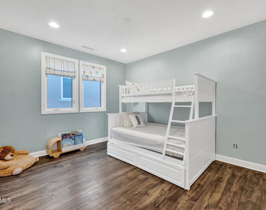20511 Lantana Court - Photo Thumbnail 15