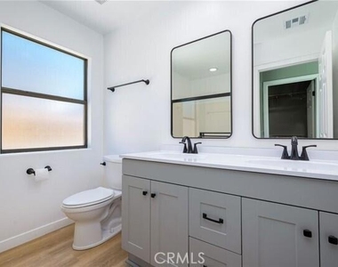 12920 Maui Way - Photo Thumbnail 14