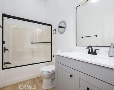 12920 Maui Way - Photo Thumbnail 13