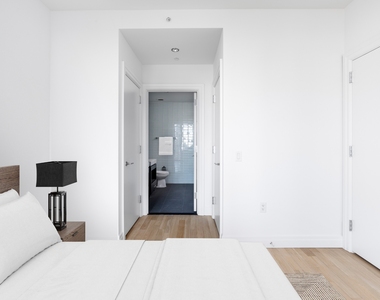 554 West 54th Street - Photo Thumbnail 5