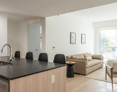 975 Nostrand Ave 11225 - Photo Thumbnail 2