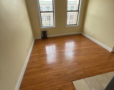 101 Audubon Avenue - Photo Thumbnail 2