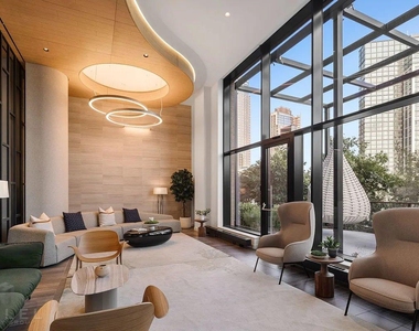 57th Avenue - Photo Thumbnail 13