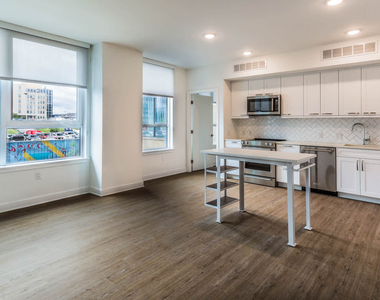 100 K St Ne - Photo Thumbnail 9