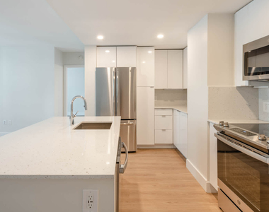 660 Washington St. - Photo Thumbnail 2