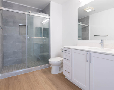 5536 Lindley Avenue - Photo Thumbnail 6