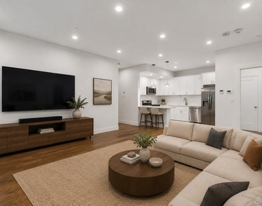 1431 Old Northern Boulevard - Photo Thumbnail 8