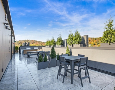 70 Memorial Plaza - Photo Thumbnail 9