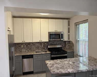 141-39 79th Avenue - Photo Thumbnail 5