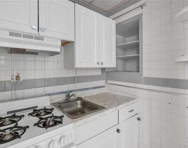 52 Florida Street - Photo Thumbnail 5