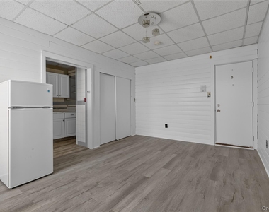 52 Florida Street - Photo Thumbnail 1