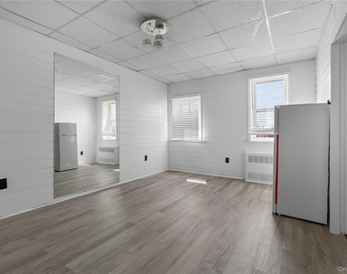 52 Florida Street - Photo Thumbnail 3