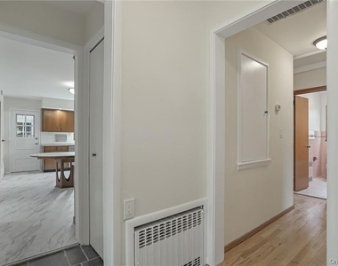 17 Brookside Avenue - Photo Thumbnail 10